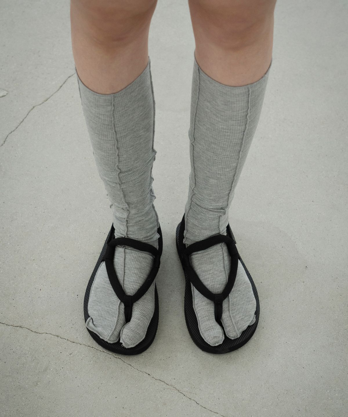 오니템포(OGNITEMPO) Plumpy Sandal [OT4S03BK]