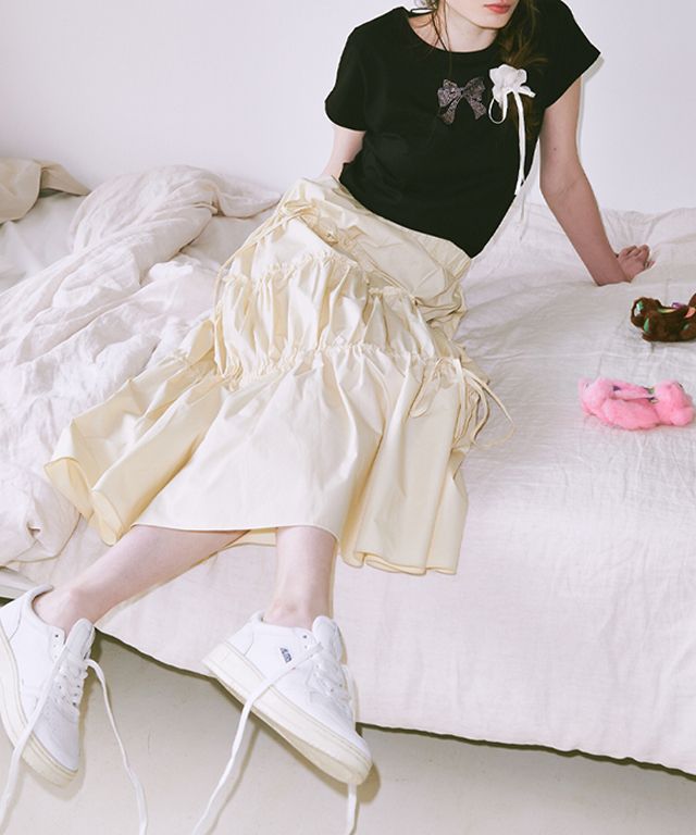 RONRON★韓国★大人気★ CRYSTAL RIBBON HOTFIX T SHIRT 2色 MUSINSA | RONRON CRYSTAL RIBBON HOTFIX T SHIRT WHITE