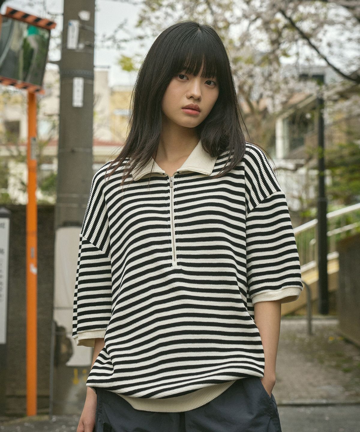 미니멀프로젝트(MINIMALPROJECT) 와플 지퍼 카라 반팔티 MKT102 [BLACK]