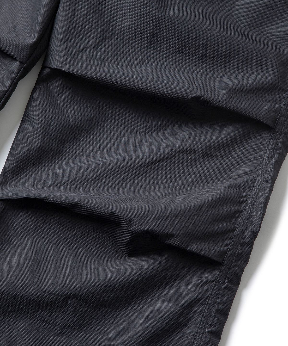 에스파이(ESFAI) GLOSSY EASY PANTS (BLACK)