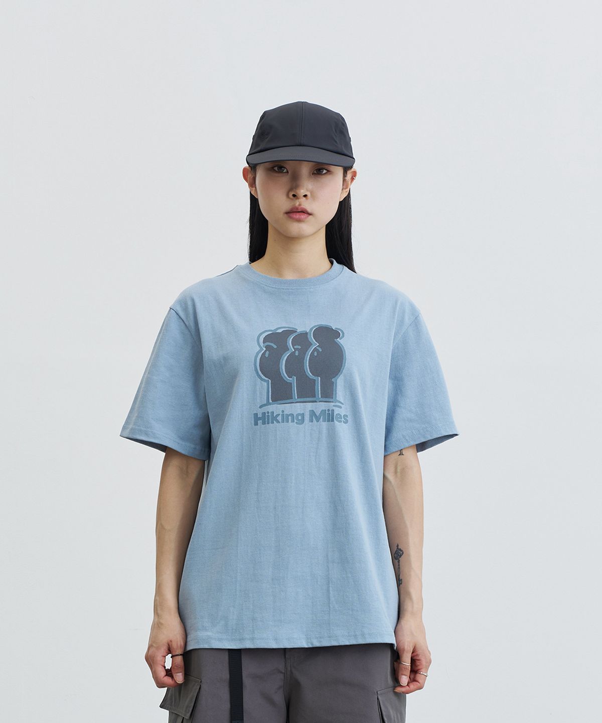 고요웨어(GOYOWEAR) 하이킹 마일즈 티셔츠 (애쉬 블루)