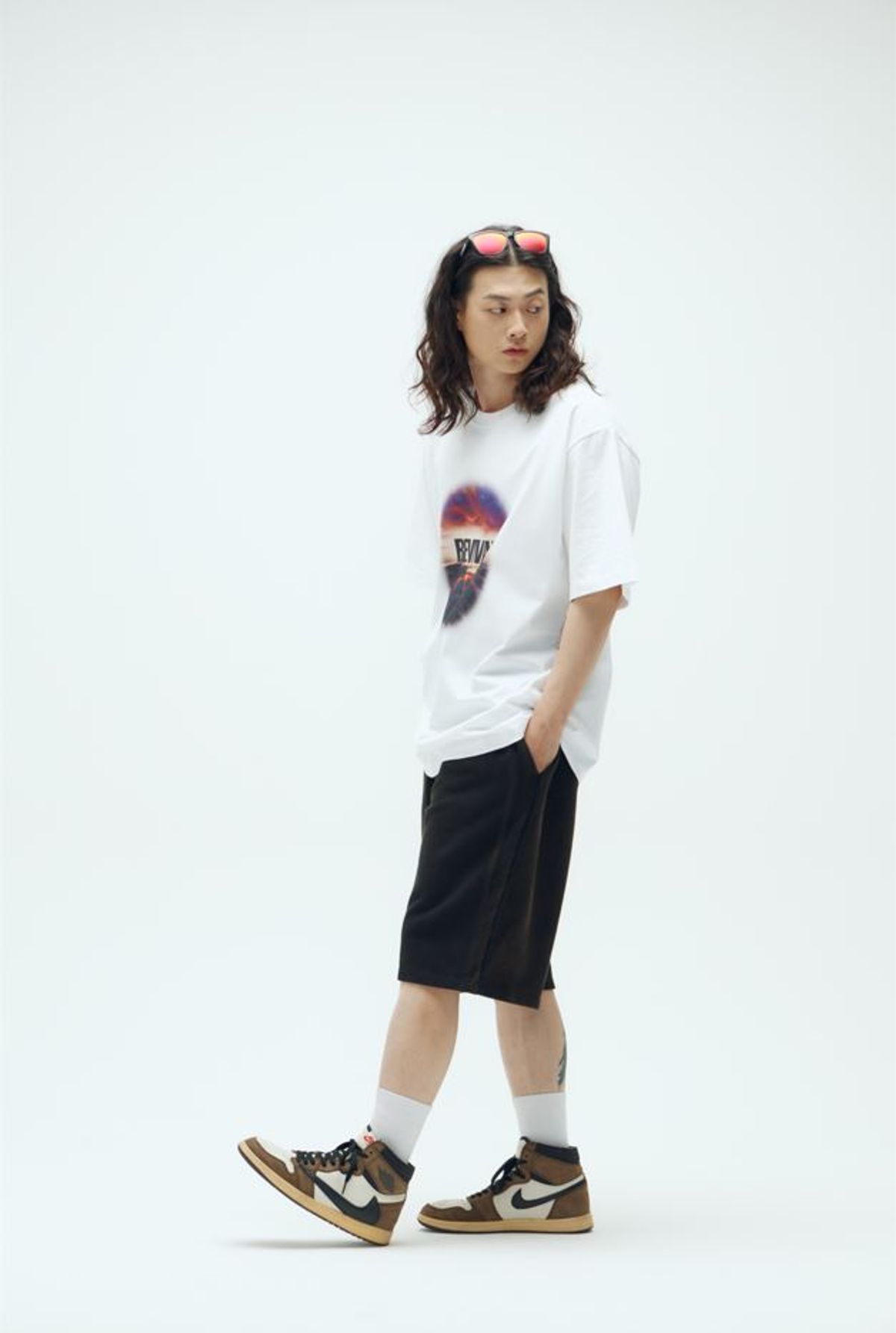 필이너프(FEELENUFF) [PRIMATE X FEELENUFF] REVIVAL TEE WHITE