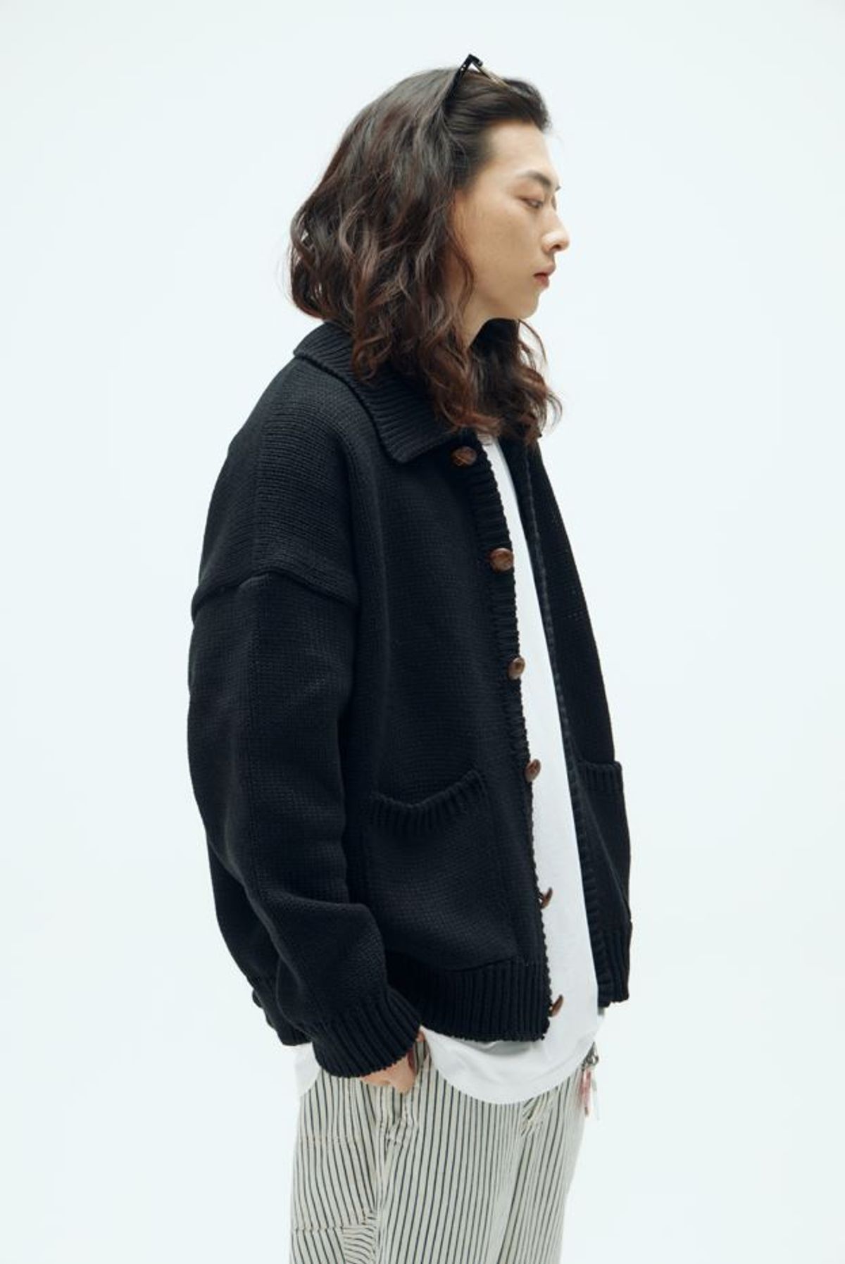 필이너프(FEELENUFF) FEEL LOGO CROPPED KNITJACKET BLACK