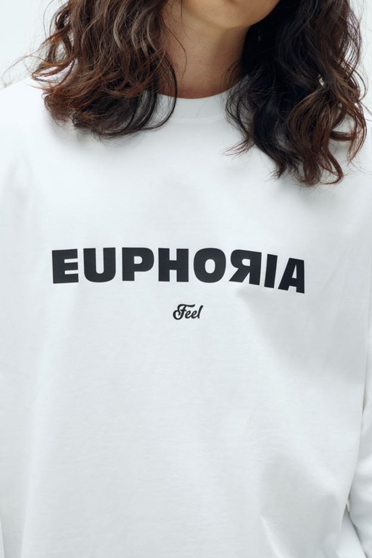 필이너프(FEELENUFF) EUPHORIA LONGSLEEVE WHITE