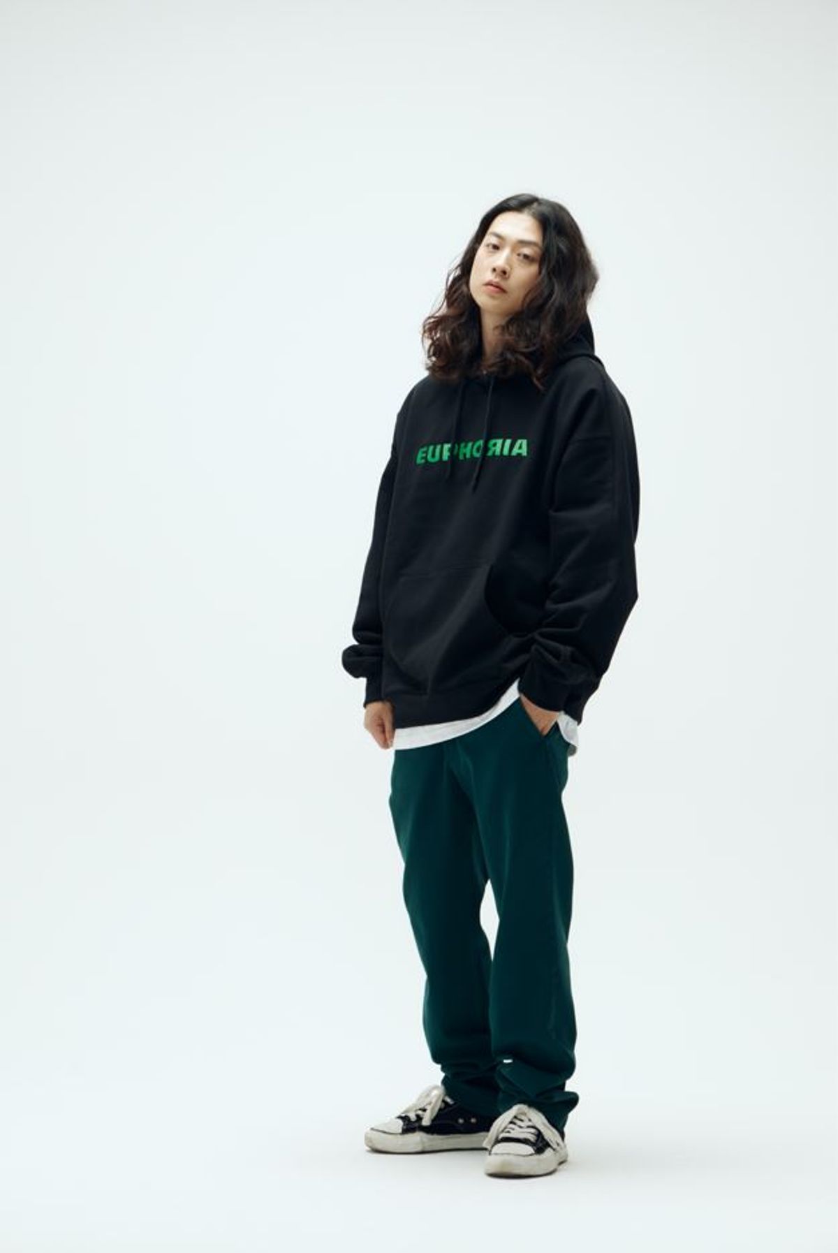 필이너프(FEELENUFF) EUPHORIA HOODIE BLACK