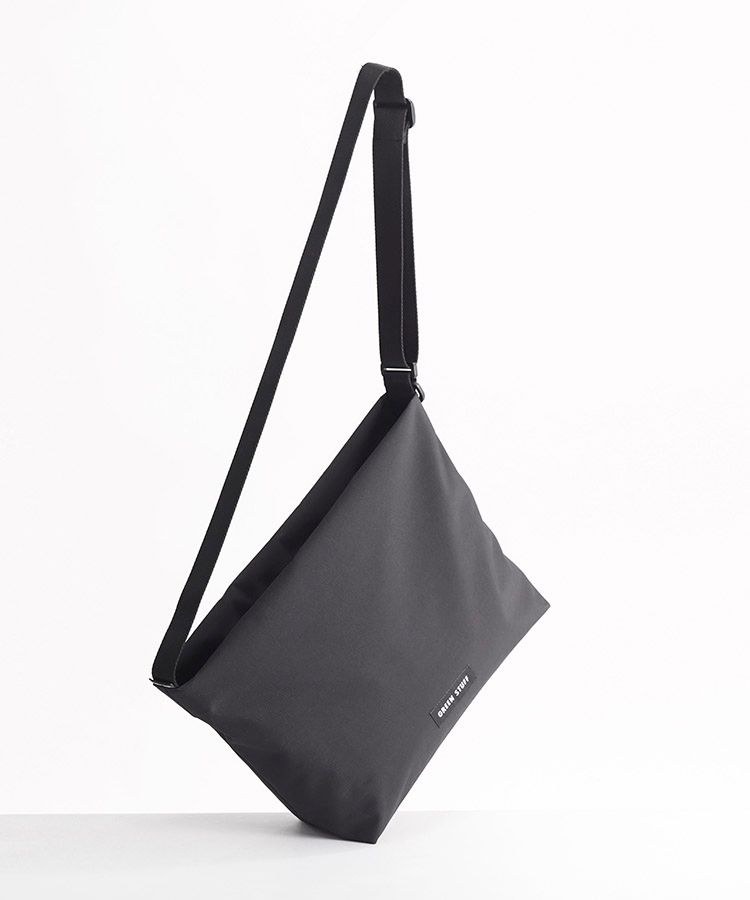 ショルダーバッグ・ポシェット GREEN STUFF Multi-moon cross bag black L MUSINSA | GREEN STUFF da moon cross bag - black L