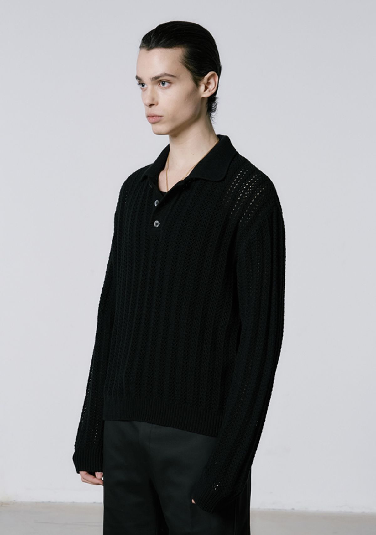 세비지(SAVAGE) Crochet Knit Pullover - Black