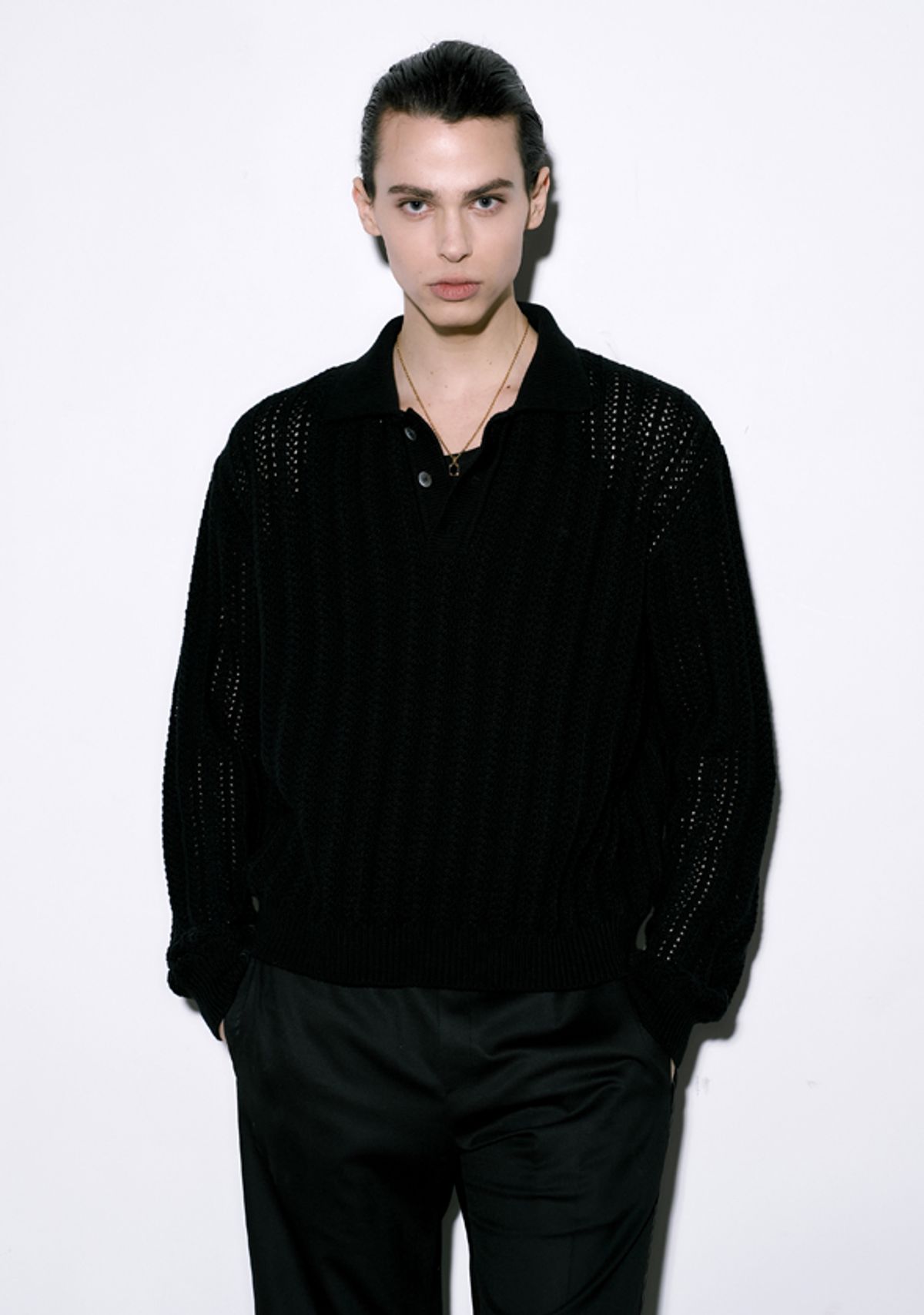 세비지(SAVAGE) Crochet Knit Pullover - Black