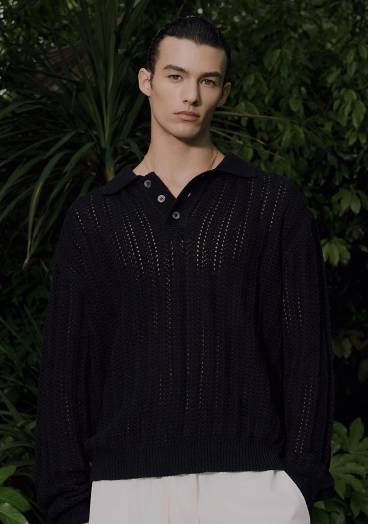세비지(SAVAGE) Crochet Knit Pullover - Black