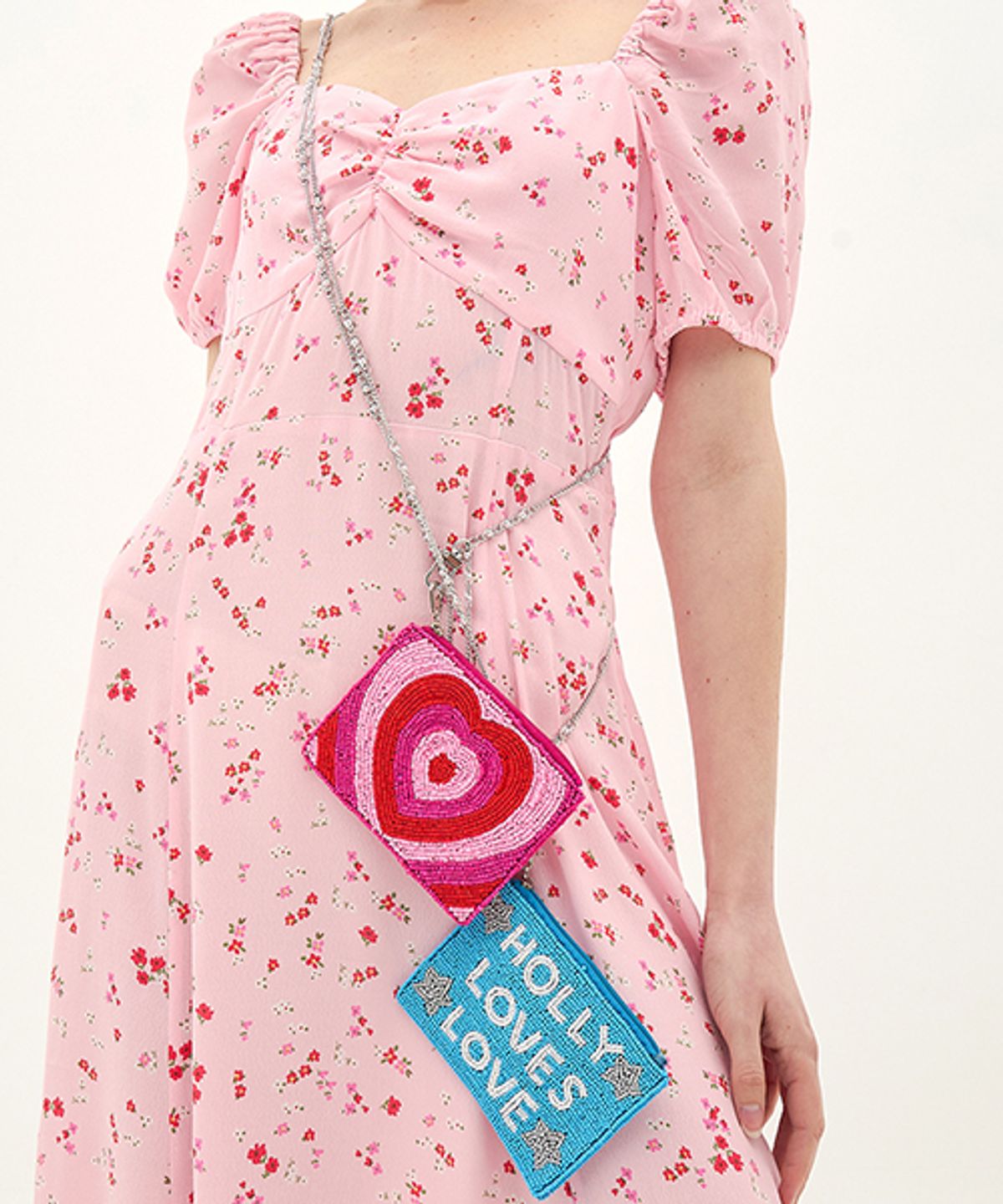 홀리 러브스 러브(HOLLY LOVES LOVE) 비즈 하트 월렛_2colors
