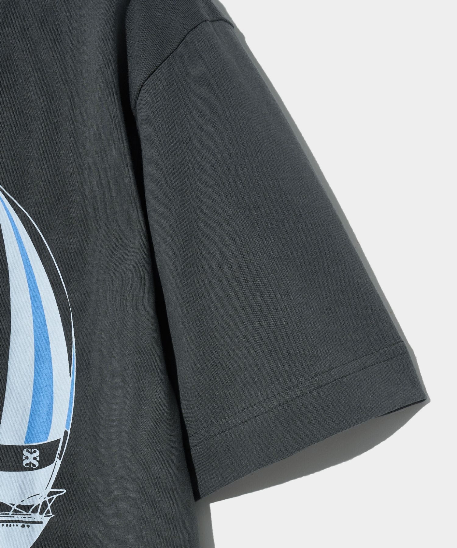 ◆SATUR◆ Sailing Graphic Short Sleeve T-Shirt Resort Charco MUSINSA | SATUR Sailing Graphic Short Sleeve T-shirt Resort