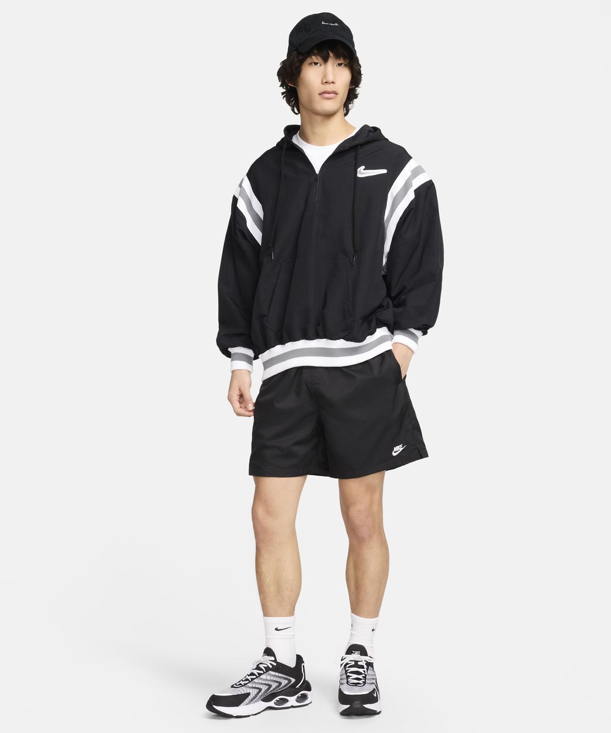 나이키(NIKE) 클럽 우븐 플로우 쇼츠 M - 블랙:화이트 / FN3308-010