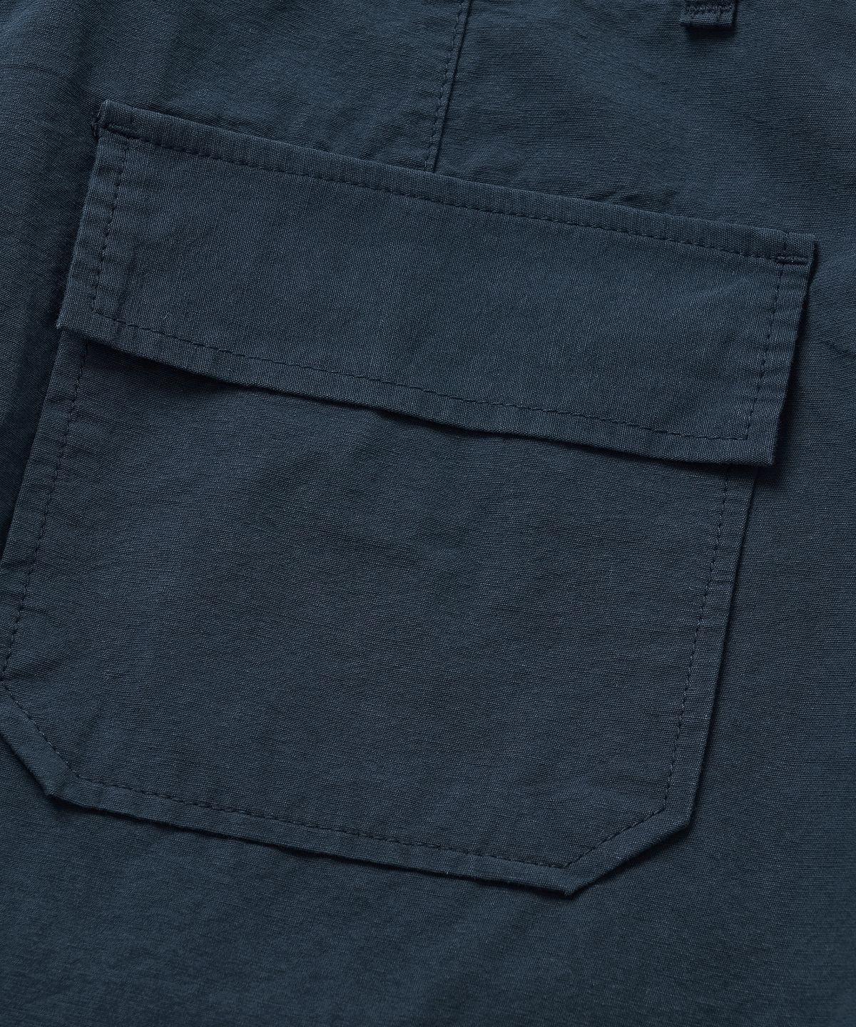 코튼벨(COTTON BELL) 미디 사이드 벨트 스커트 - Navy