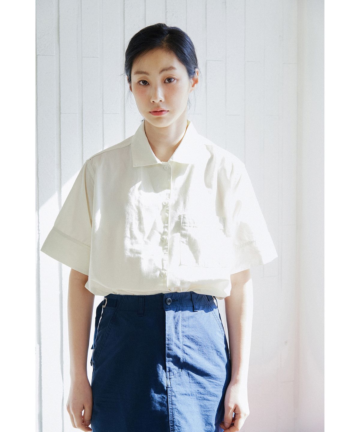 코튼벨(COTTON BELL) 미디 사이드 벨트 스커트 - Navy