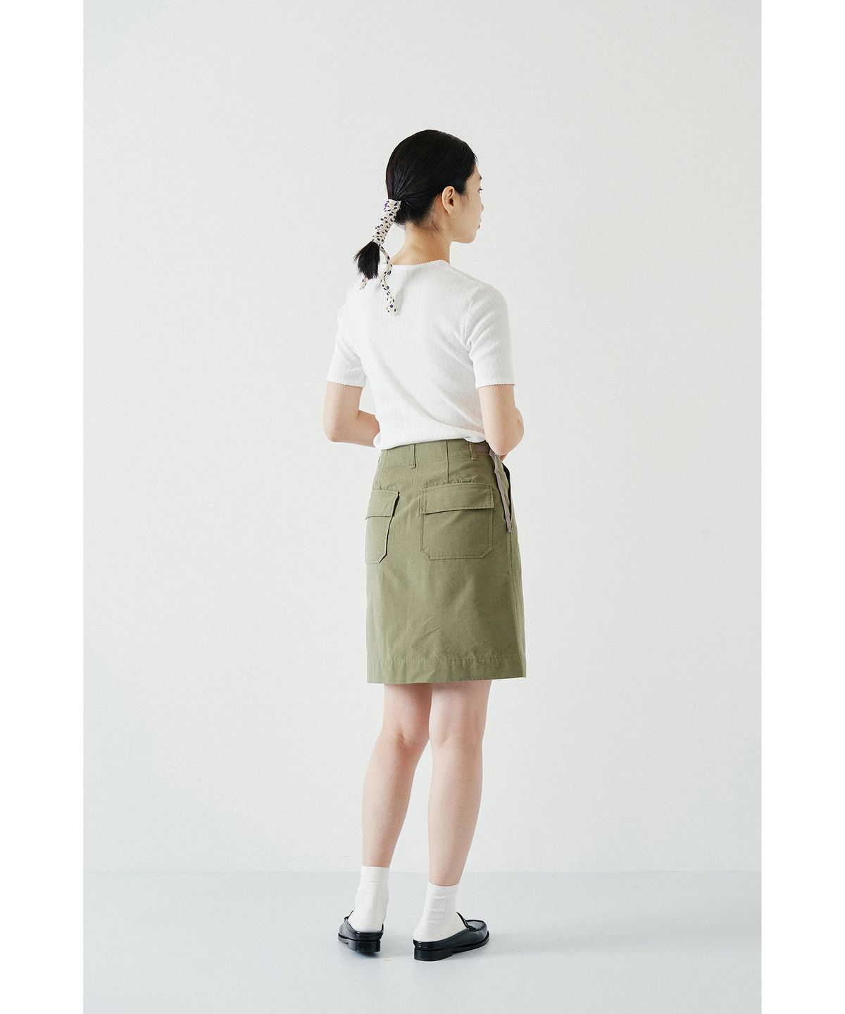 코튼벨(COTTON BELL) 미디 사이드 벨트 스커트 - Khaki