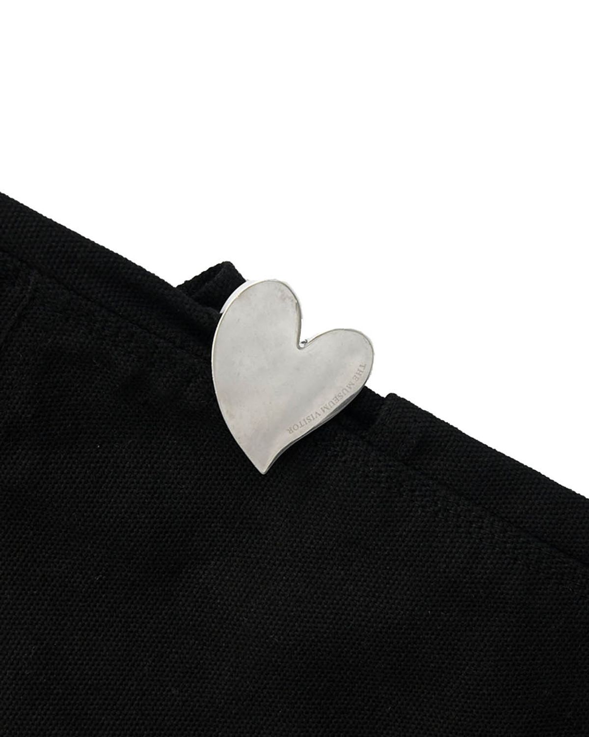 더뮤지엄비지터(THEMUSEUMVISITOR) DOUBLE HEART HALF PANTS (BLACK)