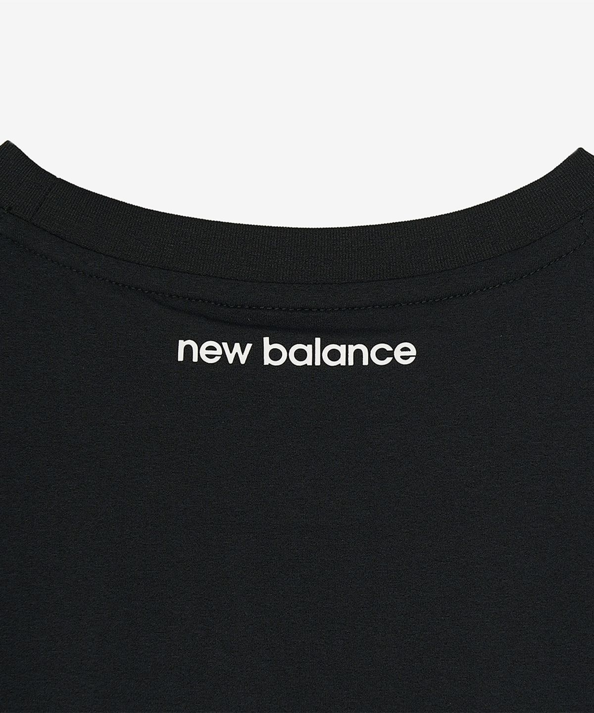 뉴발란스(NEW BALANCE) NBNEGCO210 / UNI FROZEN 스몰로고 반팔티 (BLACK)