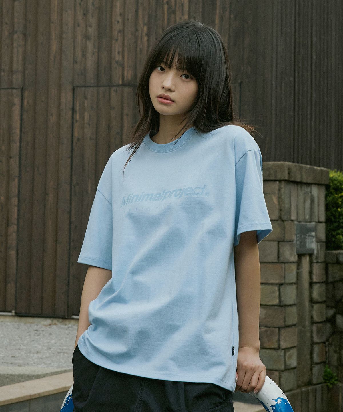 미니멀프로젝트(MINIMALPROJECT) 시그니처 실리콘 로고 반팔티셔츠 MST160 [SKY]