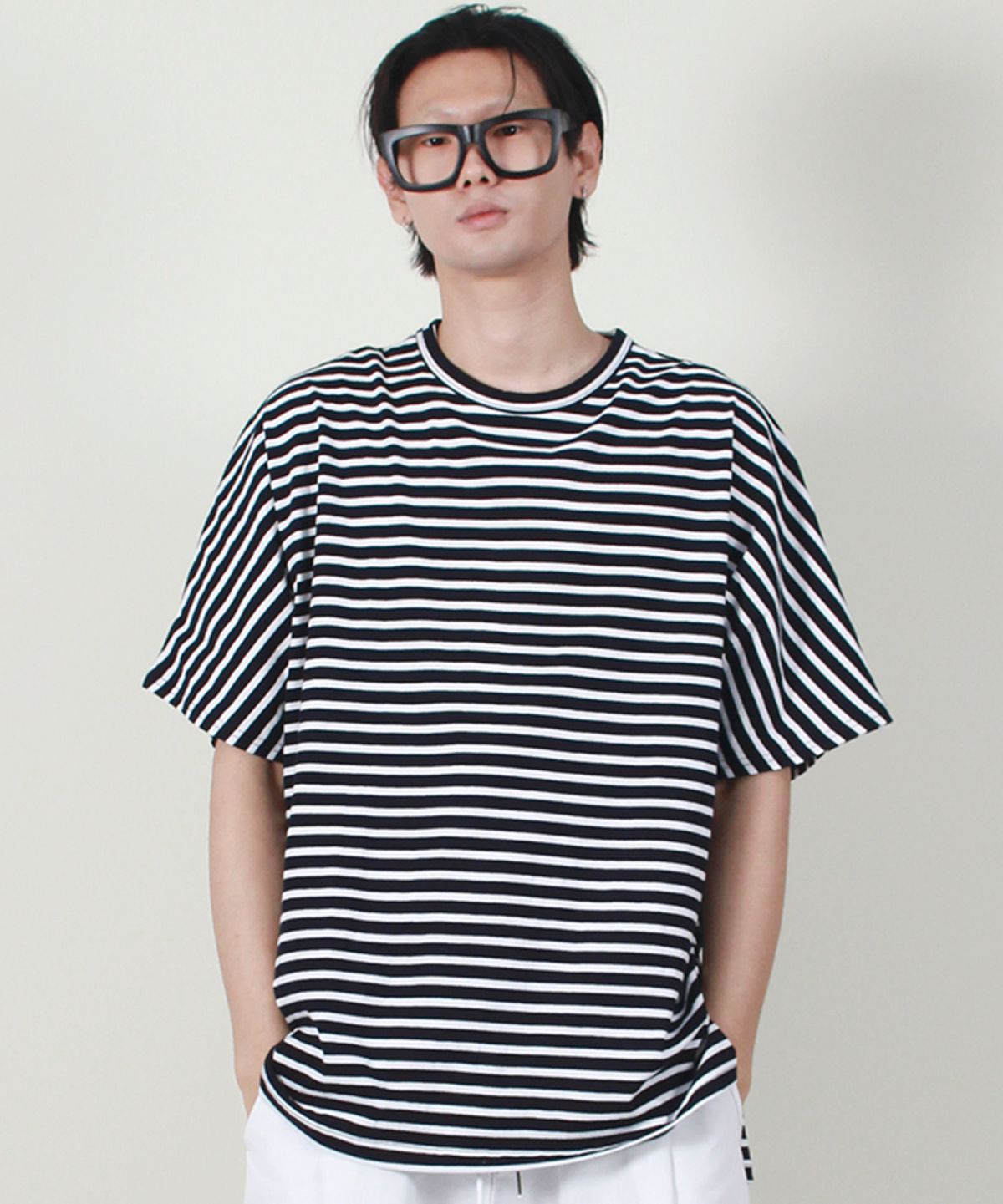 드마크(DEMARC) 돌먼슬리브 박스핏 티셔츠 스트라이프