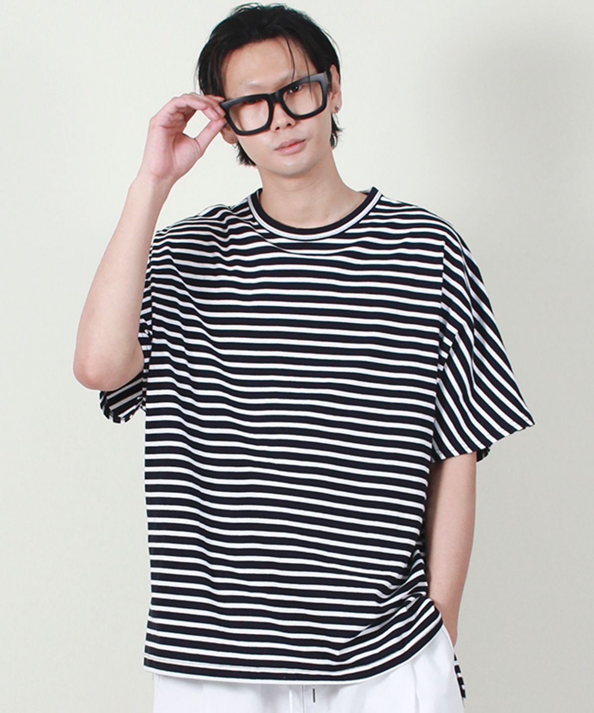 드마크(DEMARC) 돌먼슬리브 박스핏 티셔츠 스트라이프