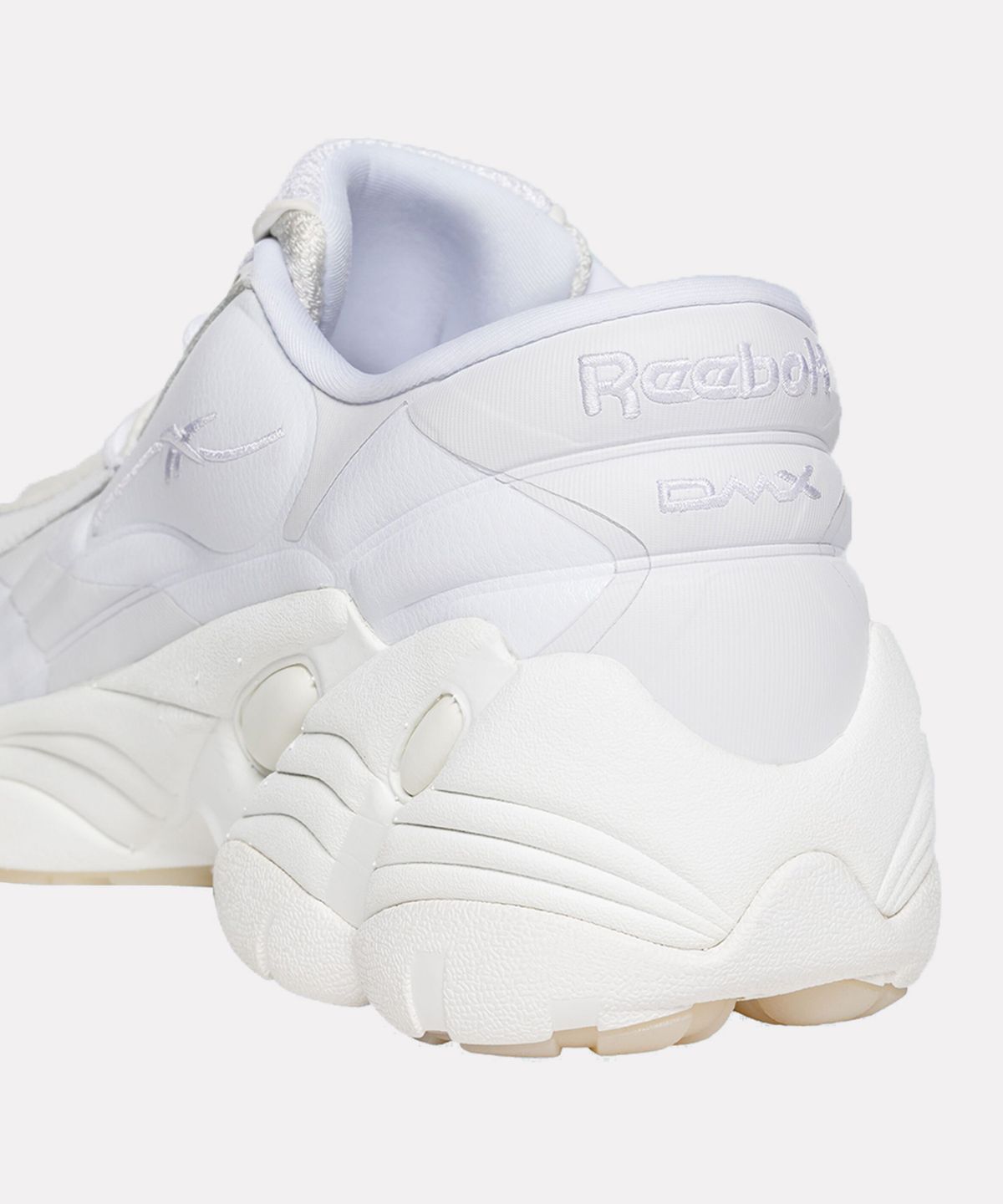 리복(REEBOK) DMX RUN 6 - 화이트 / RMIA04FC99MAT0010100