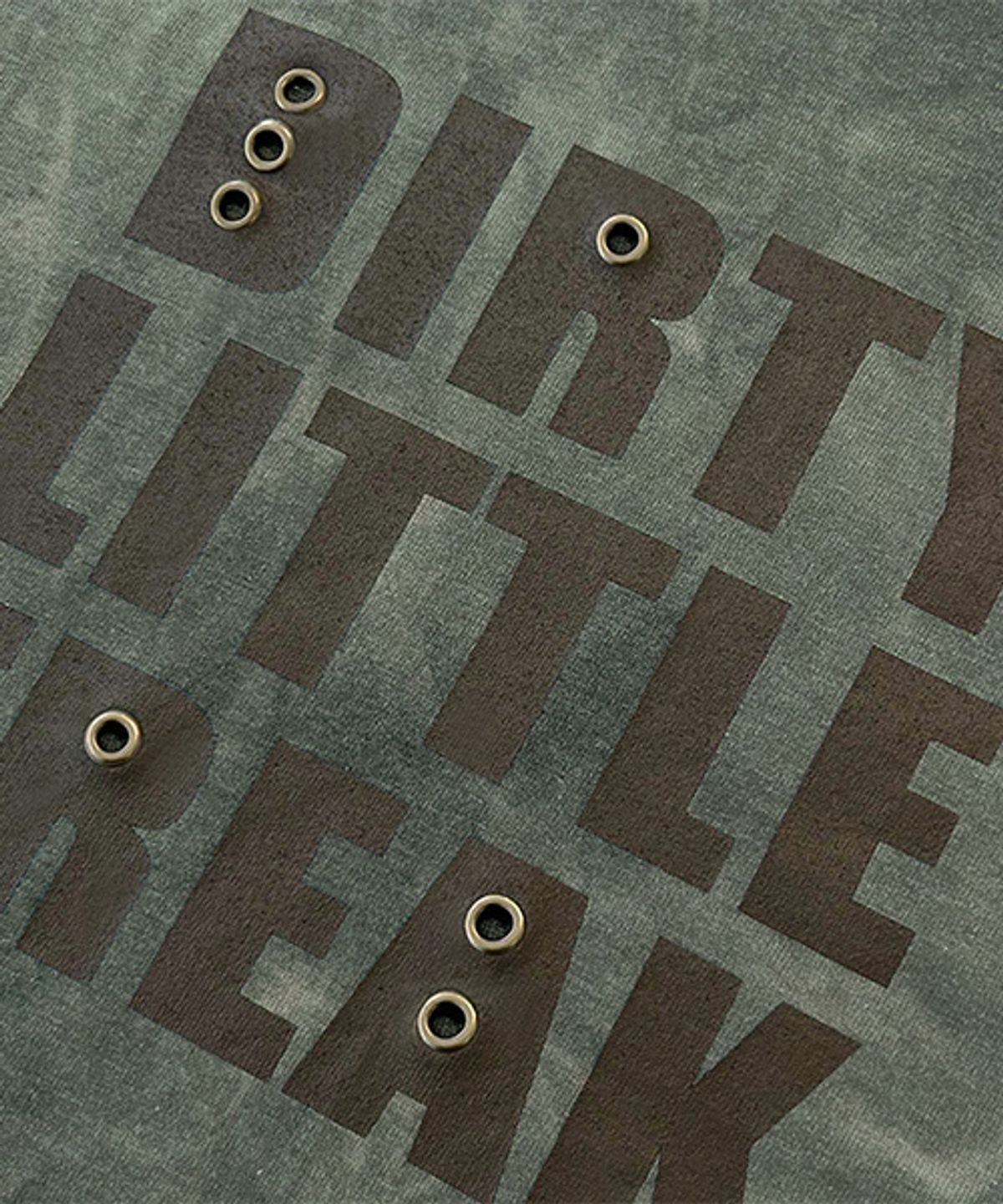 더콜디스트모먼트(THECOLDESTMOMENT) TCM dirty little freak crop T (khaki)