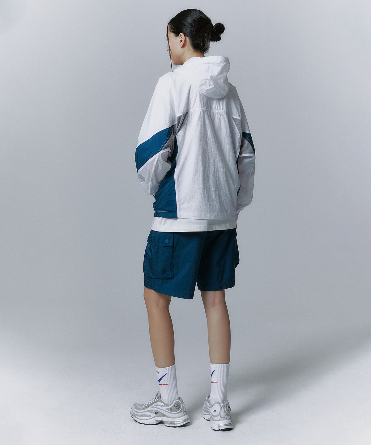 리복(REEBOK) 경량 카고 쇼츠 - 터키쉬 블루