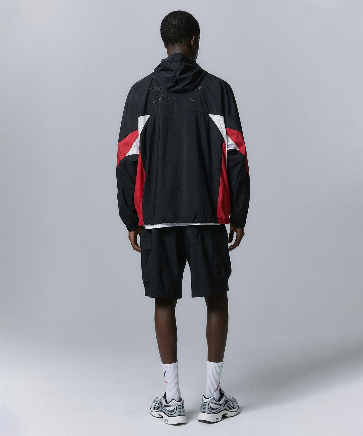 리복(REEBOK) 경량 카고 쇼츠 - 블랙