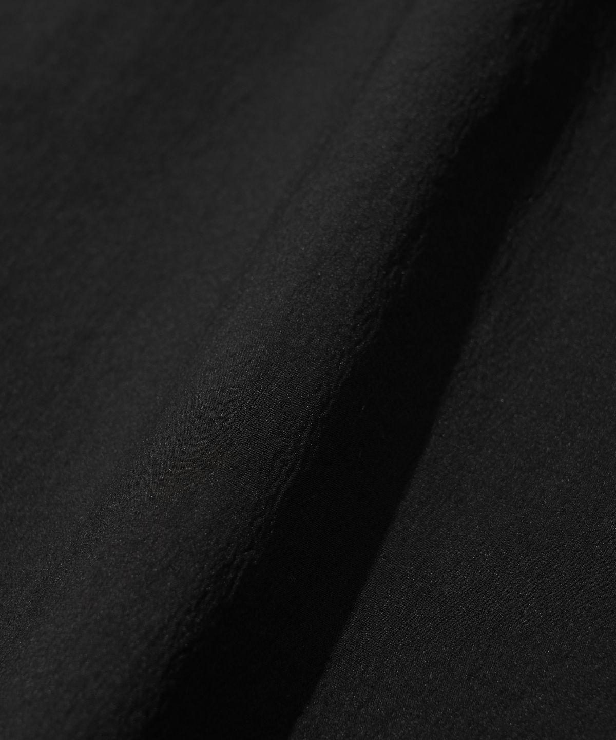 웰터 익스페리먼트(WELTER EXPERIMENT) BREATHABLE HALF SLEEVE PULLOVER_BLACK_WDT018
