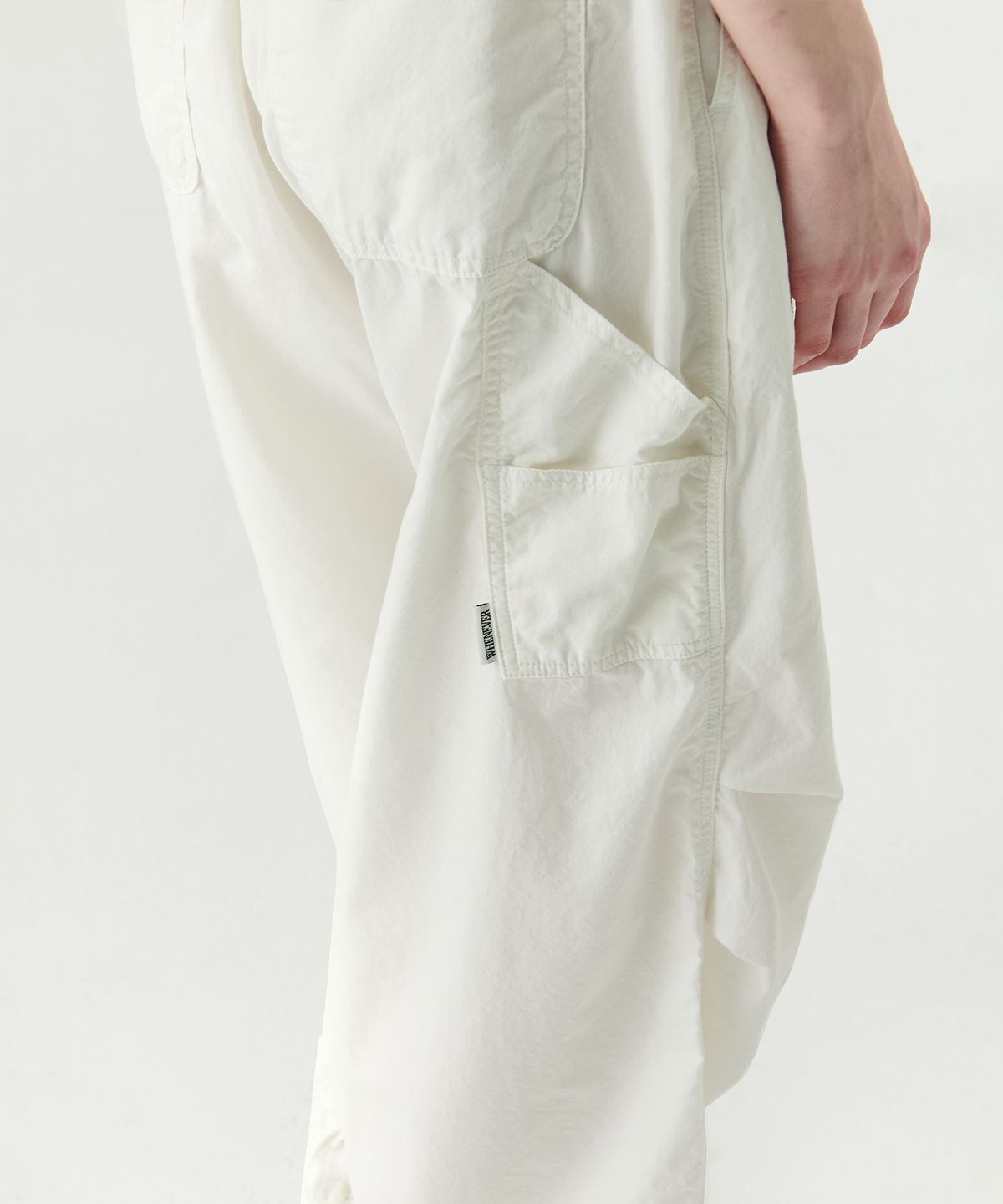 르바(LEVAR) Utility Cotton Cargo Pants - White