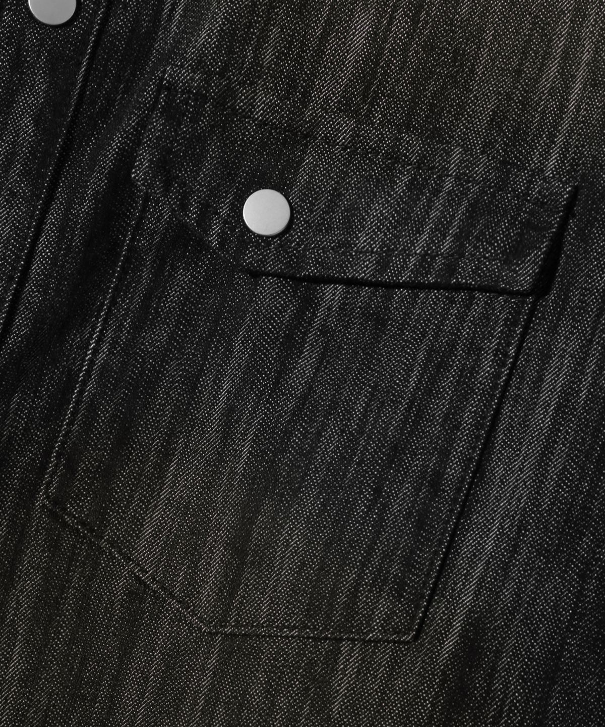 트릴리온(TRILLION) 레인 슬럽 워싱 오버핏 데님 반팔 셔츠 (BLACK)