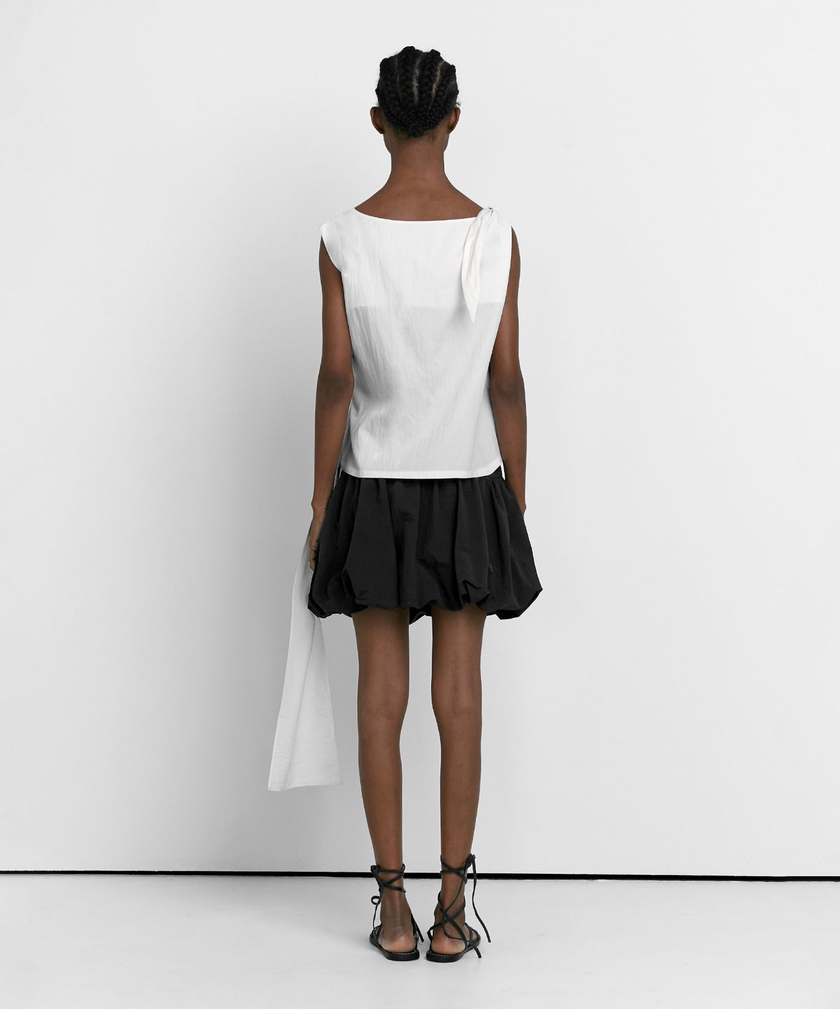 로우타이드(LOW TIDE) BALLOON MINI SKIRT [BLACK]