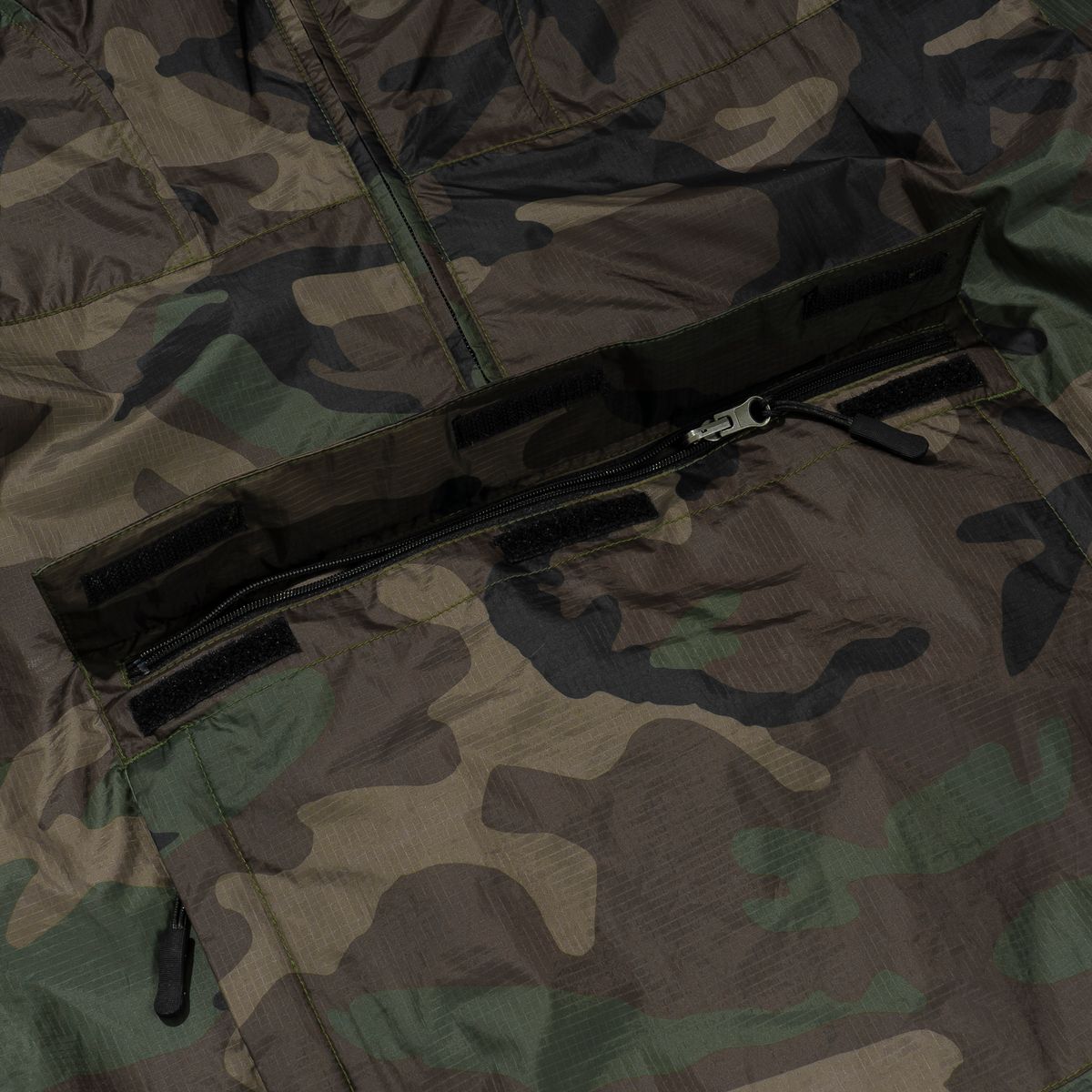엑스트라오디너리(EXTRAORDINARY) CAMOUFLAGE ANORAK  WOODLAND CAMO