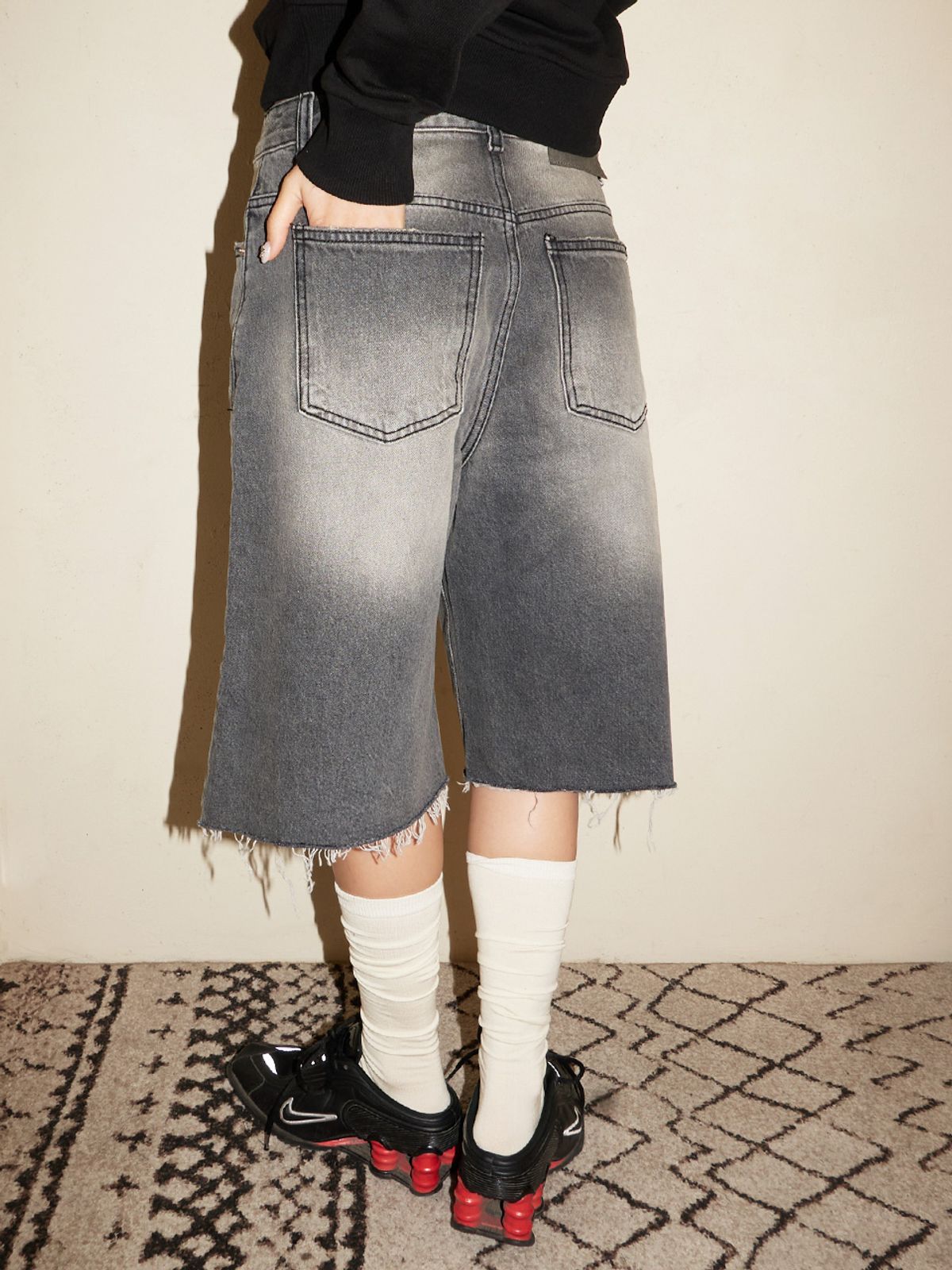 오피쉬(OAFISH) DAMAGE BERMUDA DENIM PANTS, DARK GRAY