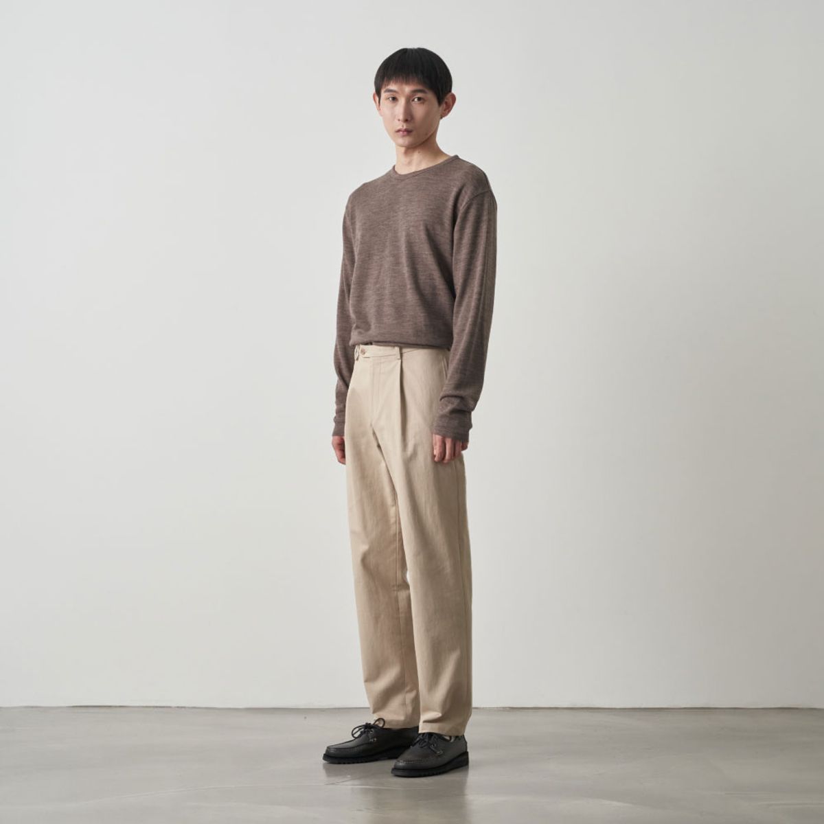 소머셋(SOMERSET) 라호슈 테이퍼드 팬츠 치노 (샌드 베이지)
