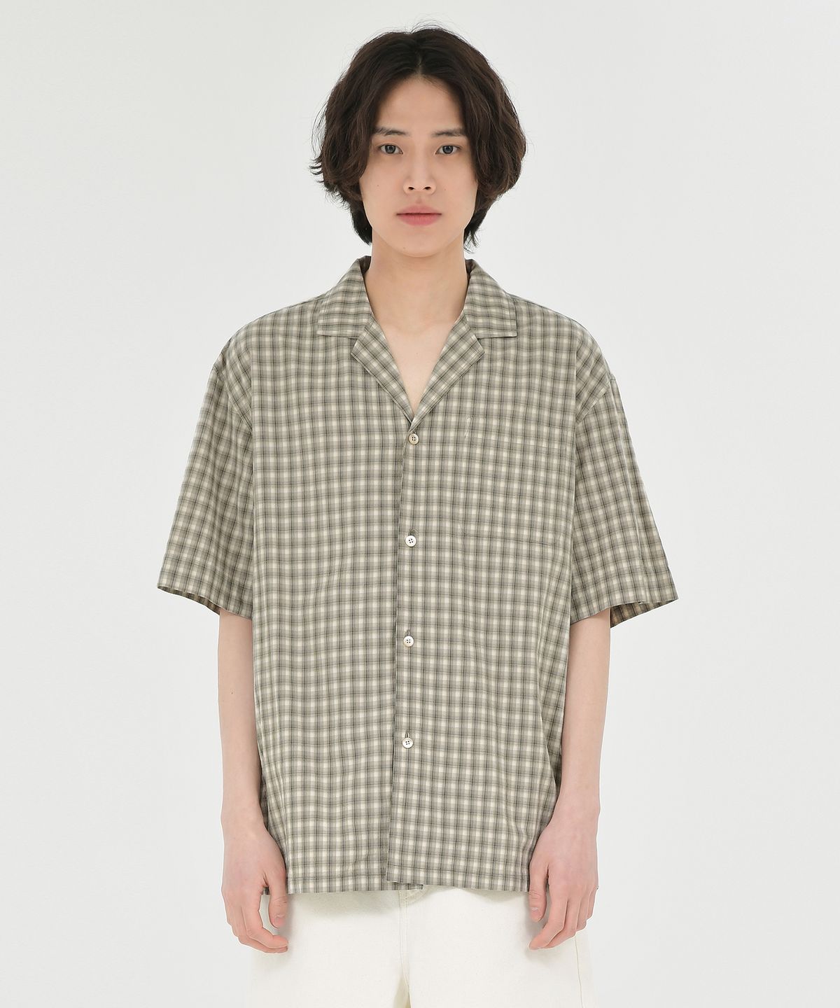 브라운야드(BROWNYARD) 오픈 카라 하프 셔츠, 베이지 체크