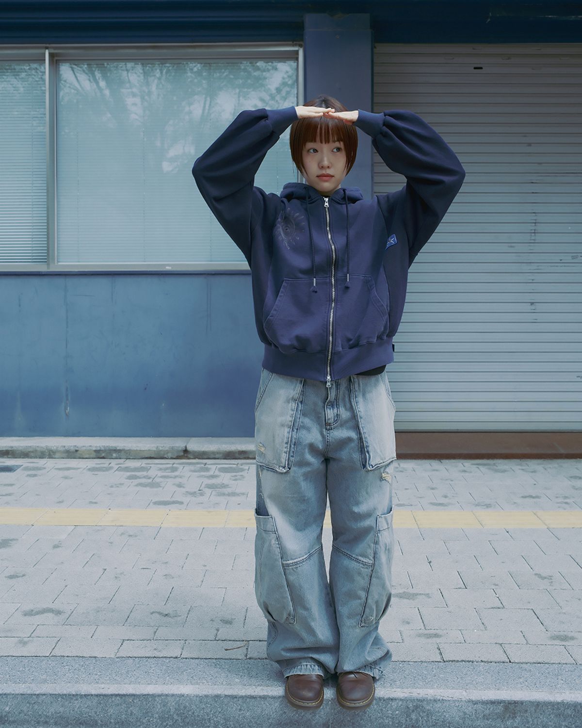 카락터(KARACTOR) Blunt denim fatigue pants / Washed blue