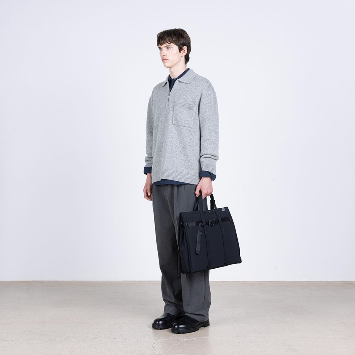 스위치(SWEETCH) TOTE BRIEF 001 WIDE L WITH BELT Black