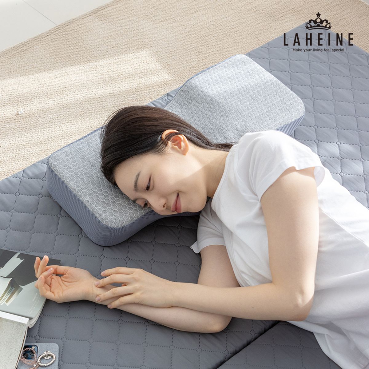라헨느(LAHEINE) 에어홀 메모리폼 경추베개
