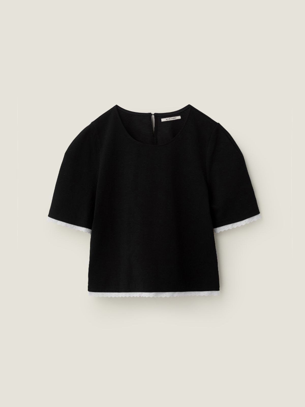 비뮤즈맨션(BEMUSE MANSION) Hem line lace detail top - Black
