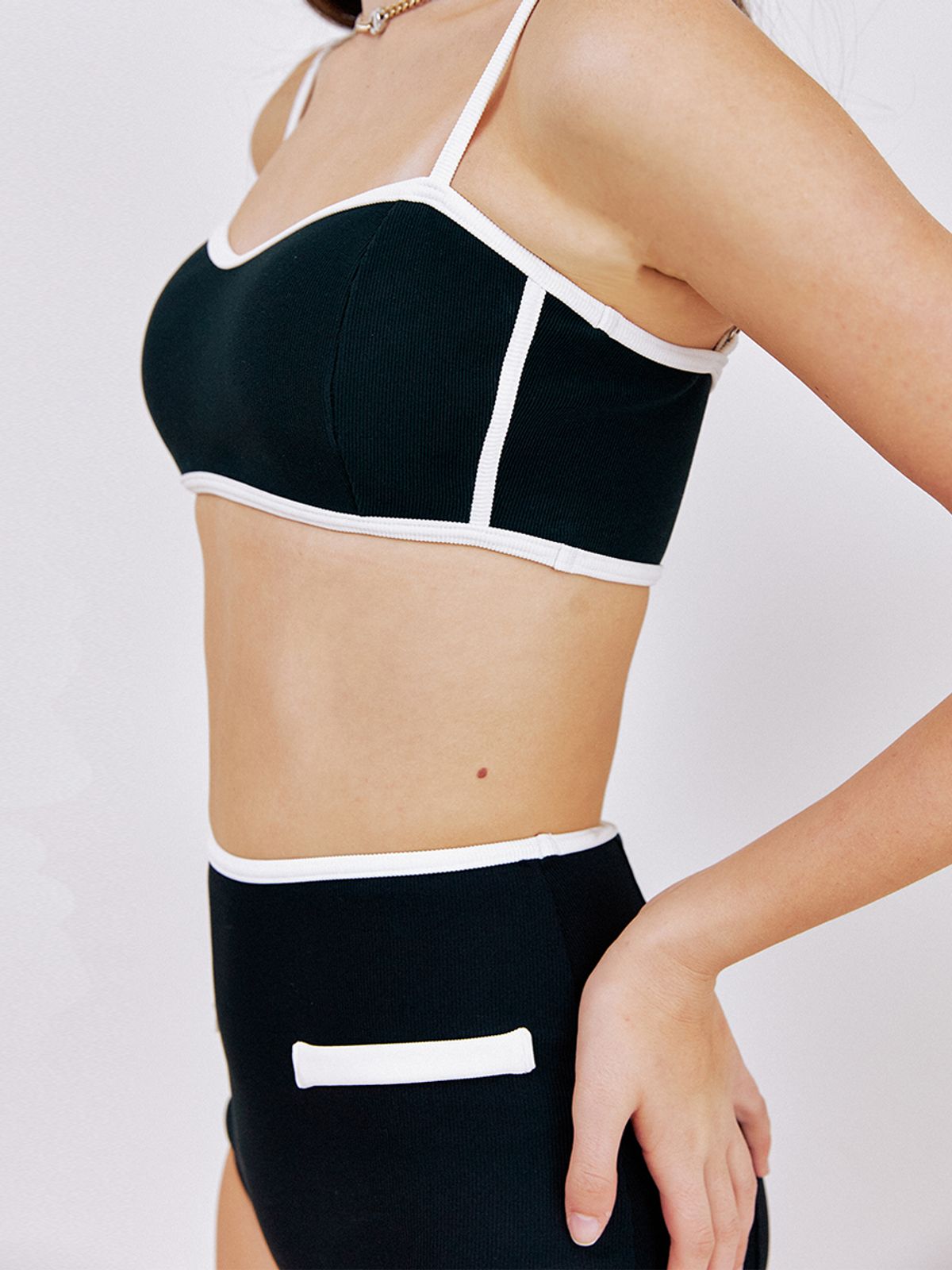 레브레브(REVE REVE) ESSENTIAL BIKINI SET BK
