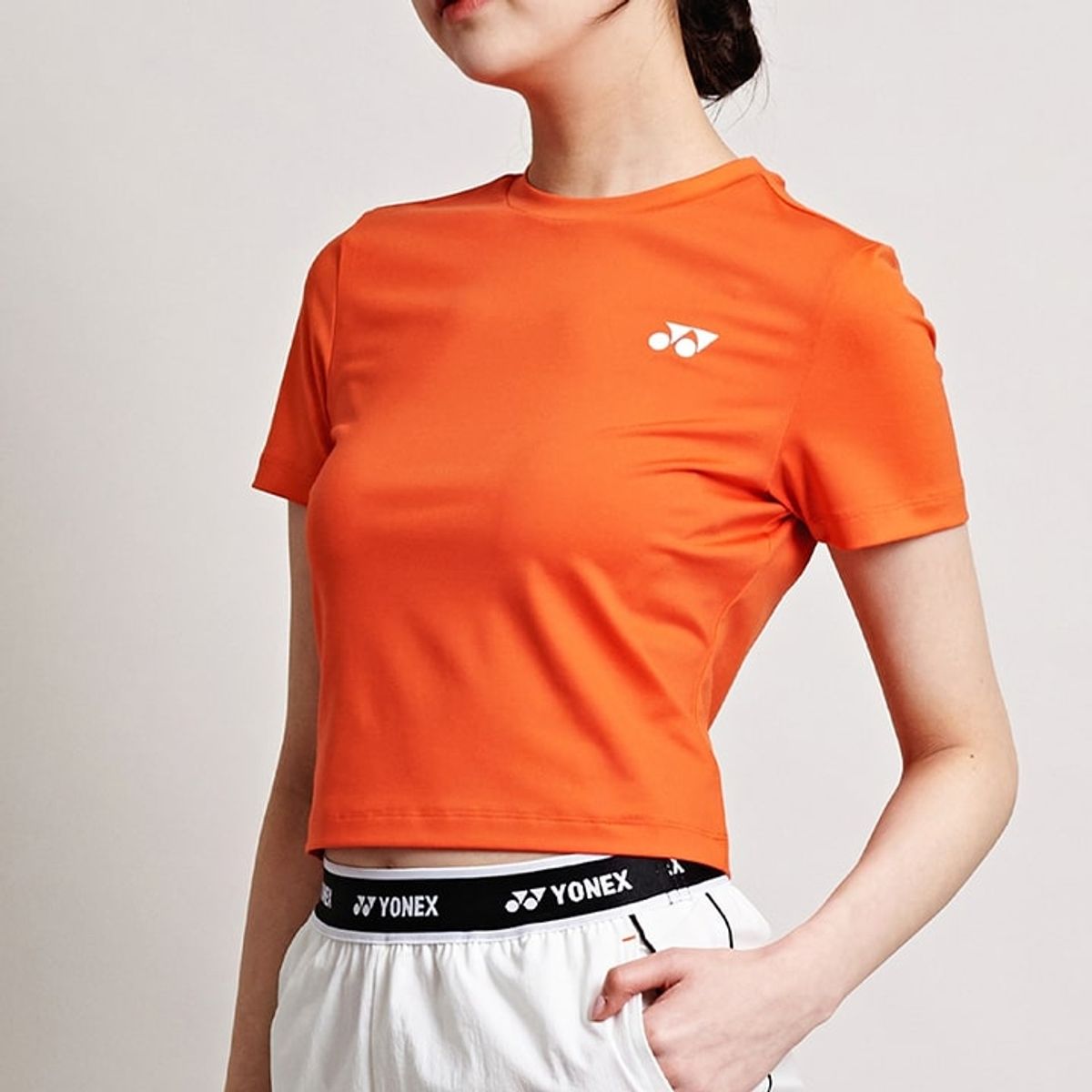 요넥스(YONEX) 245TS013F 오렌지 여성용 컬러 포인트 크롭 반팔 티셔츠