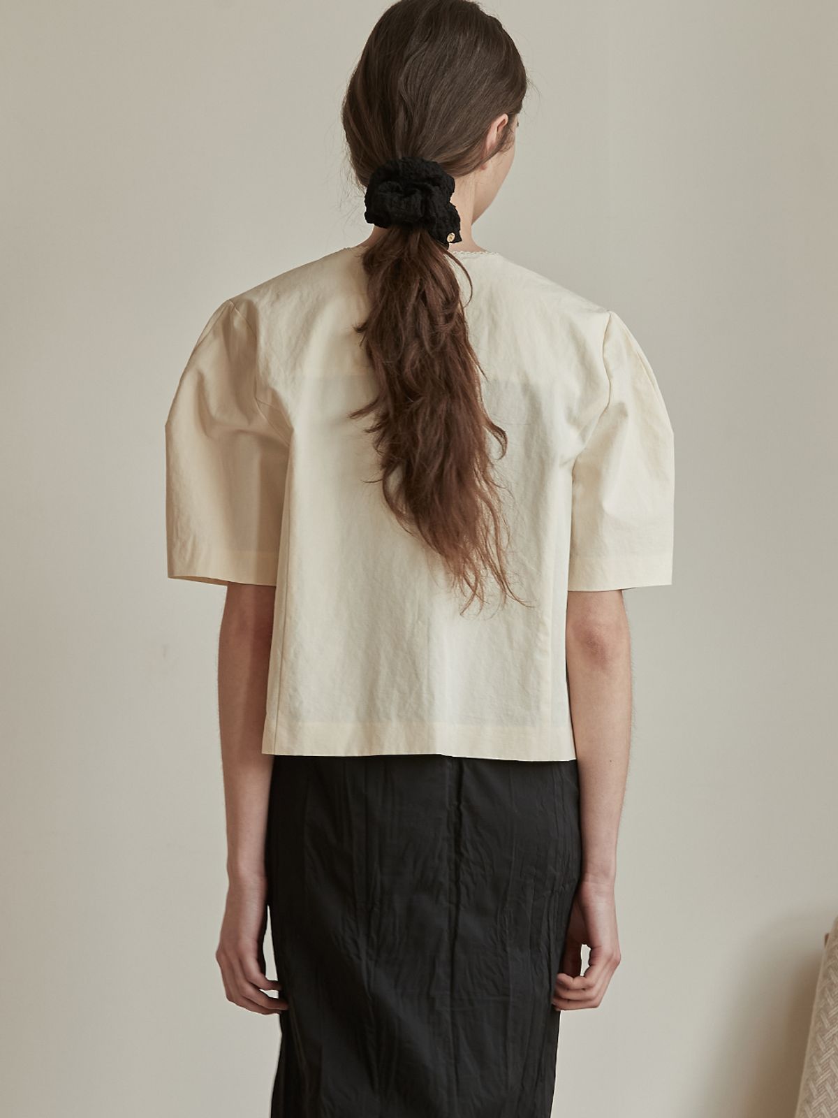 비뮤즈맨션(BEMUSE MANSION) Lace flat collar jacket - Butter