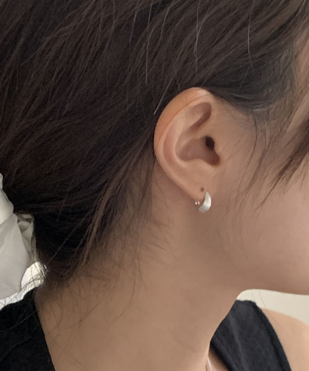 바라두(BARADU) [BARADU 925] Ridge line hoop earrings