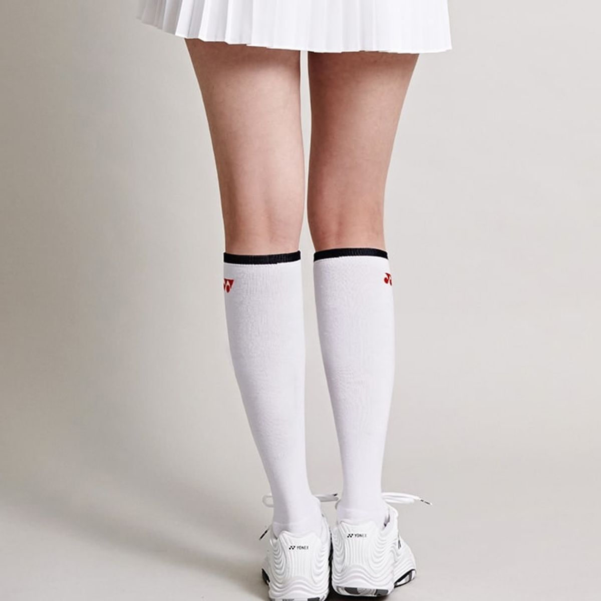 요넥스(YONEX) 245SN003F 화이트 여성용 테니스 니 삭스