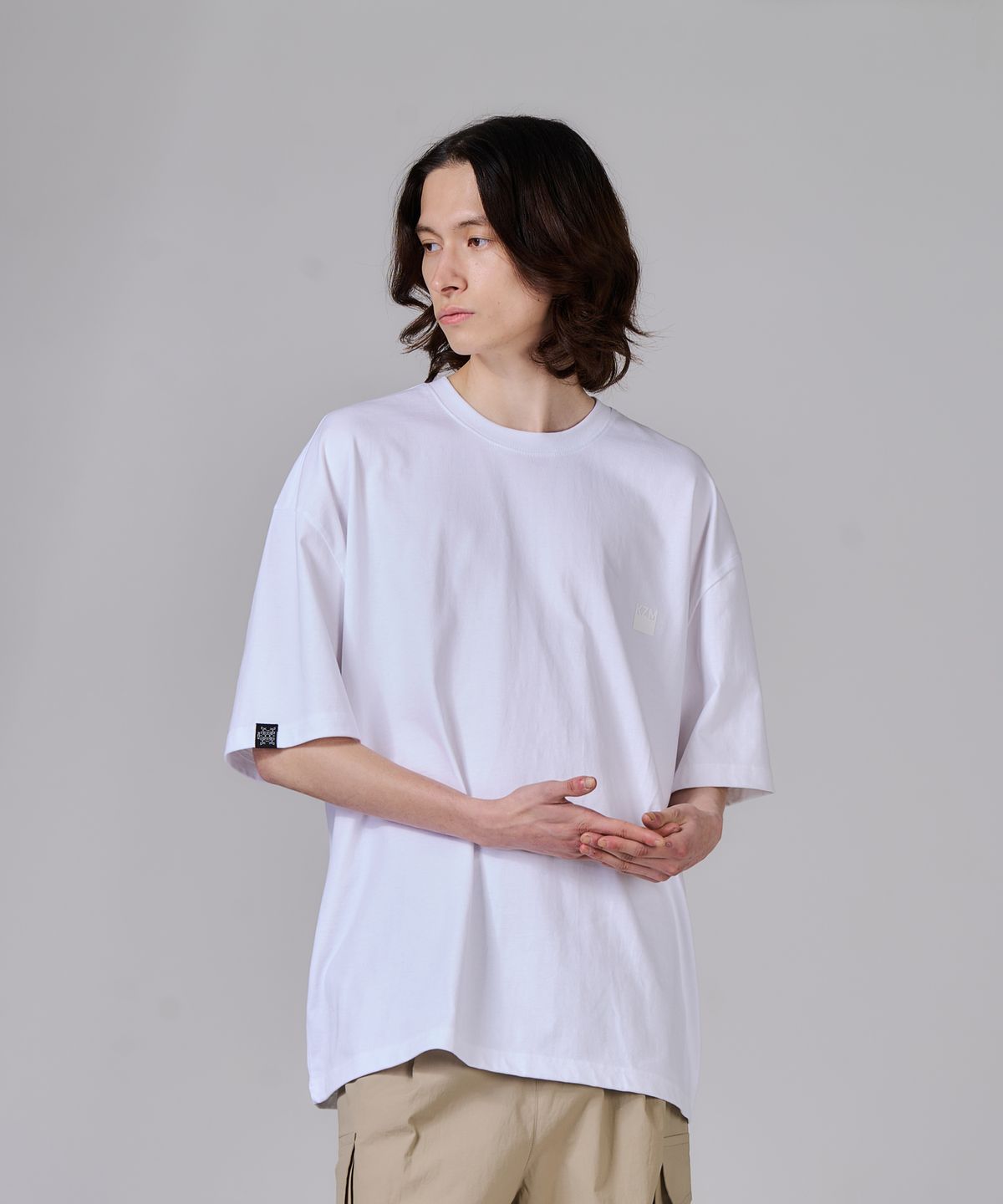 케이지엠(KZM) 롤러 그래픽 반팔 티셔츠 WHITE