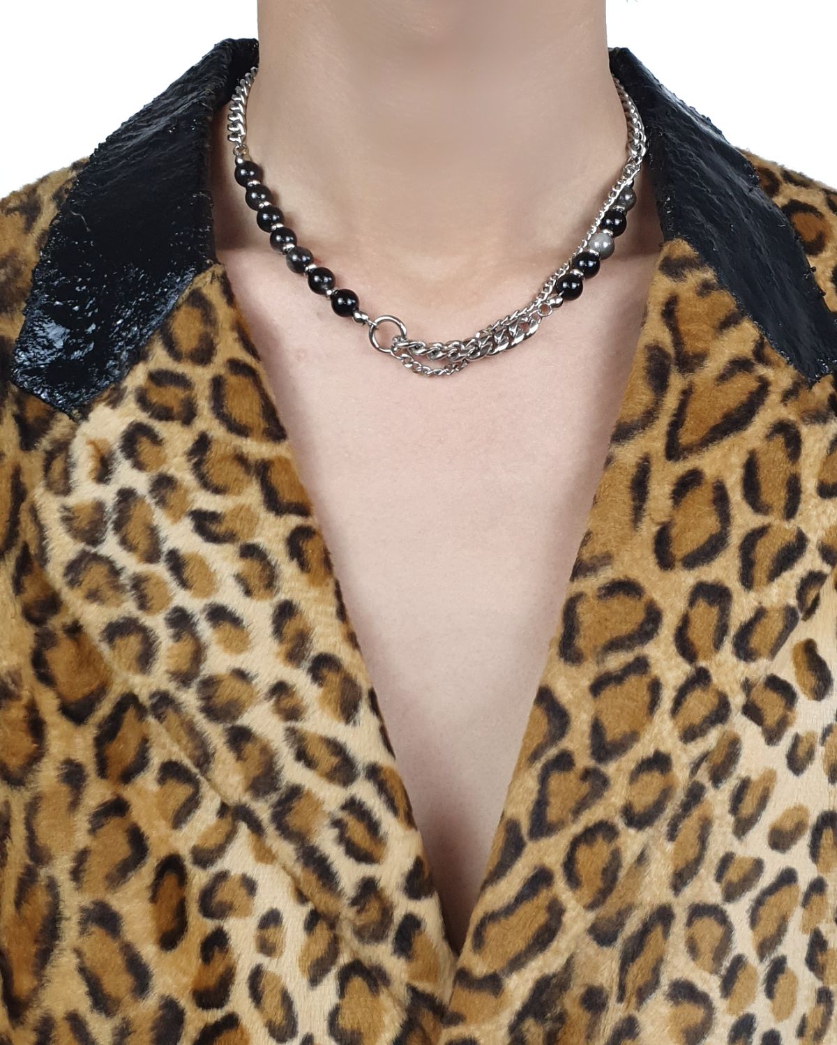 바이브(BYBE) Black Stone layered necklace