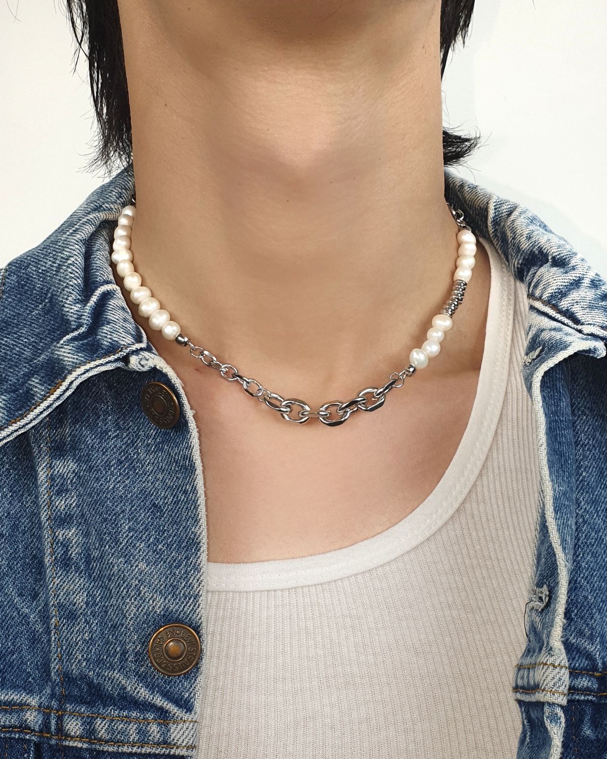 바이브(BYBE) Layered pearl necklace