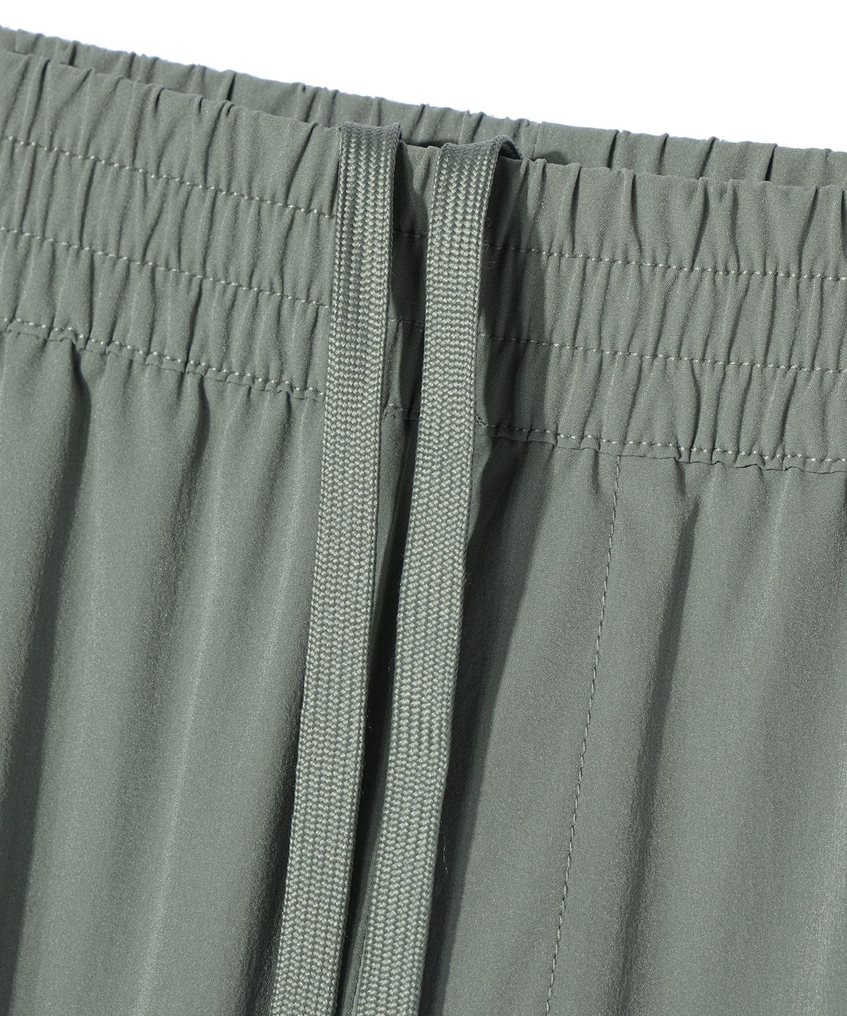 디스트나인(DISTN9NE) 와이드 나일론 카고 팬츠 LIGHT KHAKI (LO8PU788-047)