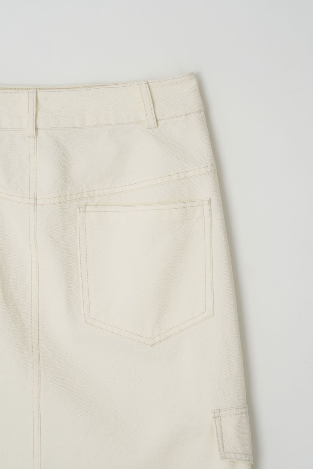 더페니(THE PENNY) STITCH MIDI SKIRT - Ivory